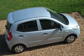 2011 Hyundai i10  review