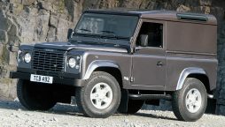 LAND ROVER Defender recall Apr 2011