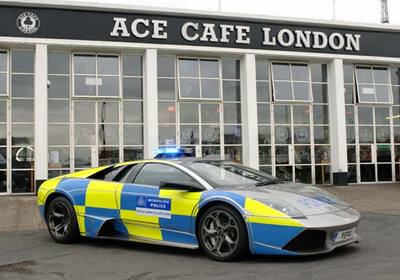 Met-Police-Lambo-Murc.jpg