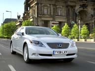 Lexus News - New awards for Lexus LS Lexus News