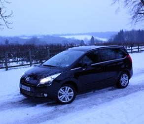 2010 Peugeot 5008  review